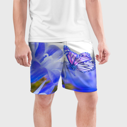 Мужские шорты спортивные с принтом Бабочки, фото на моделе #1