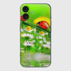 Чехол для iPhone 16 силиконовый с защитой камеры Макро