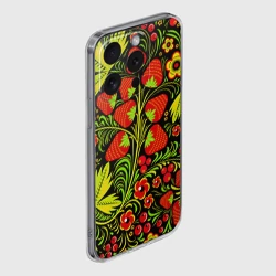 Чехол для iPhone 15 Pro Max силиконовый с защитой камеры Роспись Хохлома с клубникой-земляникой - фото 2