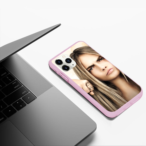 Чехол для iPhone 11 Pro Max матовый Cara Delevingne, цвет розовый - фото 5