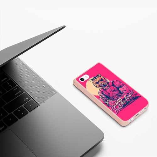 Чехол для iPhone 5/5S матовый Hotline Miami 5, цвет светло-розовый - фото 5