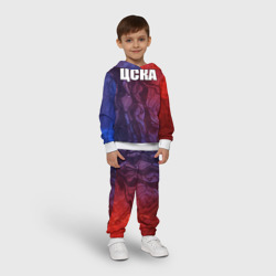 Костюм с принтом ЦСКА красно-синие для ребенка, вид на модели спереди №2. Цвет основы: белый
