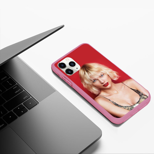 Чехол для iPhone 11 Pro Max матовый Taylor Swift, цвет малиновый - фото 5