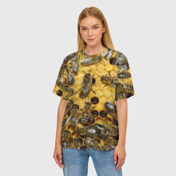 Женская футболка oversize 3D Пчела - фото 2