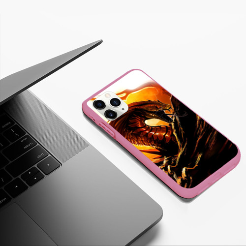 Чехол для iPhone 11 Pro Max матовый Дракон, цвет малиновый - фото 5