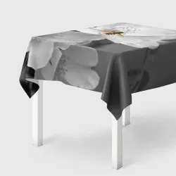 Скатерть 3D Пчела на цветах