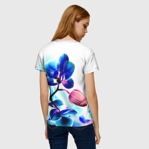 Вайлдберриз летние футболки. Крупный цветок на футболке. Женские футболки с цветочным принтом. Футболка с большим цветком. Футболка с крупным принтом цветок.