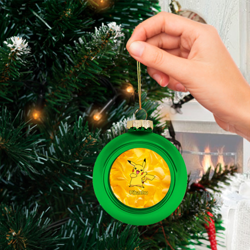 Стеклянный ёлочный шар Пикачу на золотом фоне, цвет зеленый - фото 3