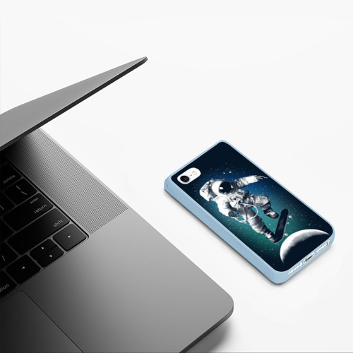 Чехол для iPhone 5/5S матовый Космический скейтбординг, цвет голубой - фото 5
