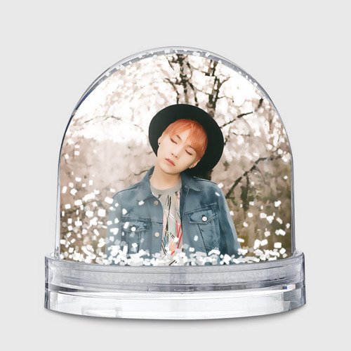 Игрушка Снежный шар Min Yoon Gi