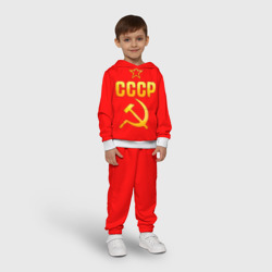 Костюм с принтом СССР для ребенка, вид на модели спереди №2. Цвет основы: белый
