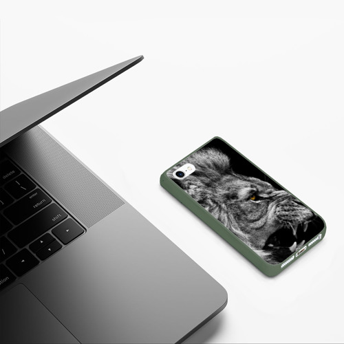 Чехол для iPhone 5/5S матовый Лев, цвет темно-зеленый - фото 5