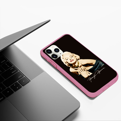 Чехол для iPhone 11 Pro Max матовый Мэрилин Монро, цвет малиновый - фото 5