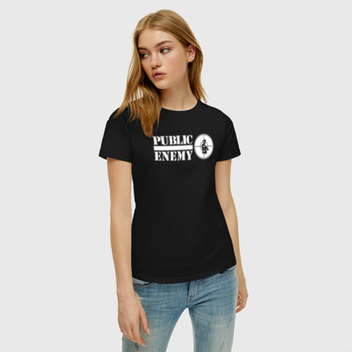 Женская футболка хлопок с принтом Паблик Энеми, фото на моделе #1