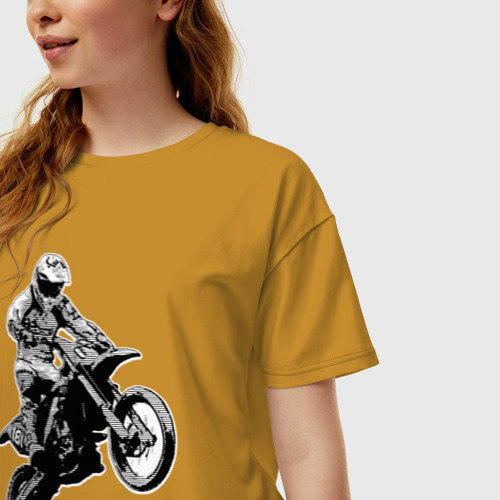 Женская футболка хлопок Oversize Мотокросс, цвет горчичный - фото 3