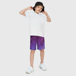 Детские спортивные шорты 3D Фиолетовые грани - фото 2
