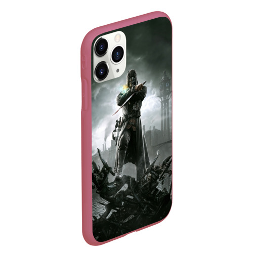 Чехол для iPhone 11 Pro Max матовый Dishonored 2, цвет малиновый - фото 3