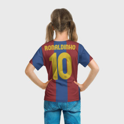 Футболка с принтом Рональдиньо ретро для ребенка, вид на модели сзади №3. Цвет основы: белый