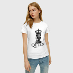 Футболка с принтом Keep calm and listen Queen для женщины, вид на модели спереди №2. Цвет основы: белый