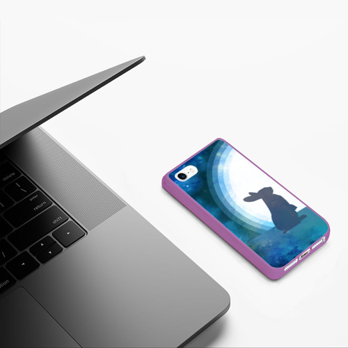 Чехол для iPhone 5/5S матовый Влюбленный зайчик, цвет фиолетовый - фото 5