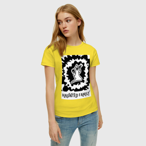 Женская футболка хлопок Haunted Family, цвет желтый - фото 3