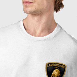 Футболка с принтом Lamborghini для мужчины, вид на модели спереди №4. Цвет основы: белый