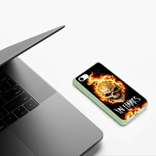 Чехол для iPhone 5/5S матовый В пламени, цвет салатовый - фото 5