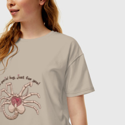 Женская футболка хлопок Oversize Facehugger - фото 2