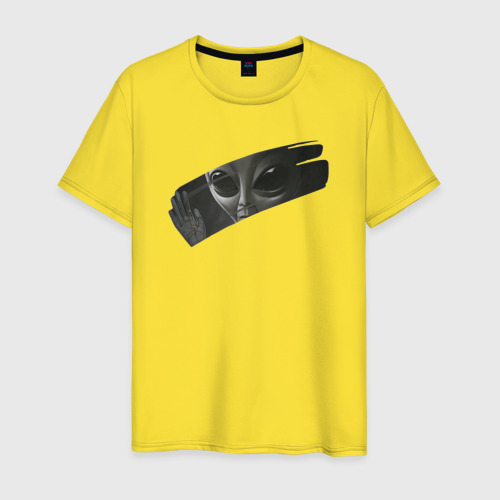 Мужская футболка хлопок Пришелец сквозь окно, цвет желтый