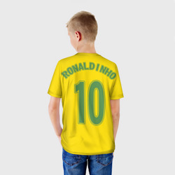 Футболка с принтом Роналдиньо для ребенка, вид на модели сзади №2. Цвет основы: белый