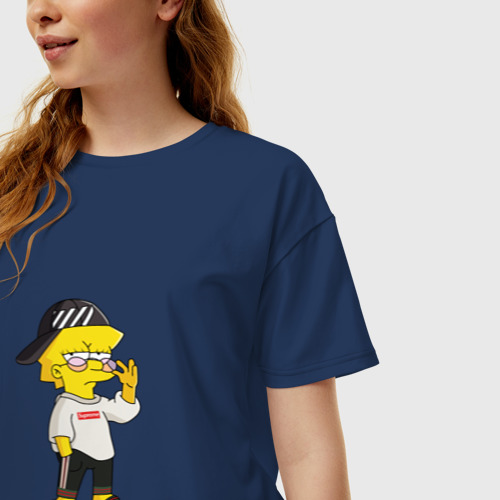 Женская футболка хлопок Oversize с принтом Лиза Симпсон, фото на моделе #1