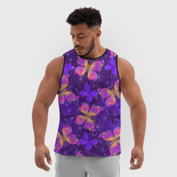 Мужская спортивная майка 3D Розовые бабочки - фото 2