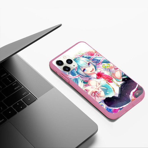 Чехол для iPhone 11 Pro Max матовый Благородная Хатсуне Мику, цвет малиновый - фото 5