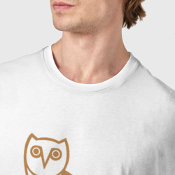 Футболка с принтом OVO owl для женщины, вид на модели спереди №4. Цвет основы: белый