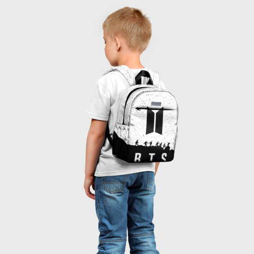 Детский рюкзак 3D с принтом РЮКЗАК BTS, фото на моделе #1