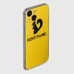 Чехол для iPhone 15 силиконовый с защитой камеры Dont Panic - фото 2