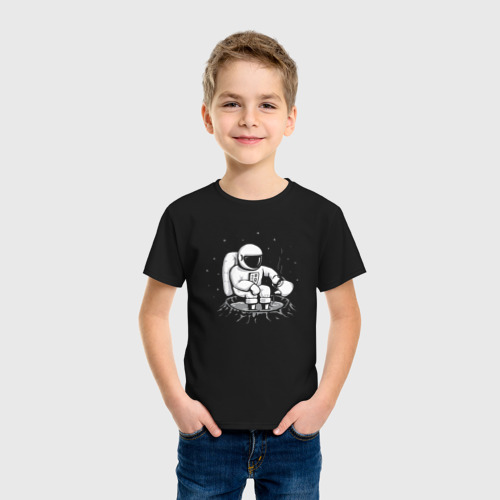 Детская футболка хлопок с принтом Как Согреться на Луне, фото на моделе #1