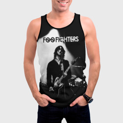 Майка с принтом Foo Fighters для мужчины, вид на модели спереди №2. Цвет основы: черный