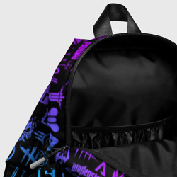 Рюкзак с принтом Неоновые логотипы игр для ребенка, вид на модели спереди №4. Цвет основы: белый