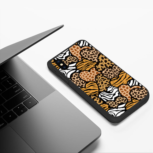 Чехол для iPhone XS Max матовый Сердца из шкур африканских животных, цвет черный - фото 5