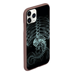 Чехол для iPhone 11 Pro Max матовый Чужой на рентгене - костюм грудной клетки - фото 2