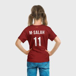 Футболка с принтом М.Салах 19-20 home форма для ребенка, вид на модели сзади №3. Цвет основы: белый