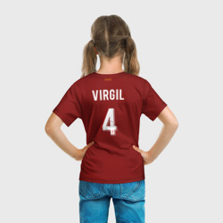 Футболка с принтом Virgil van Dijk 19-20 форма для ребенка, вид на модели сзади №3. Цвет основы: белый