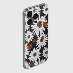 Чехол для iPhone 16 Pro Max силиконовый с защитой камеры Божьи коровки на ромашках - фото 2