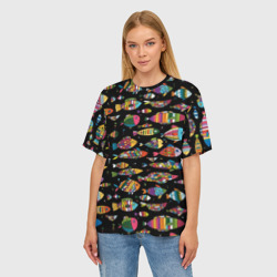 Женская футболка oversize 3D Разноцветные рыбы - фото 2