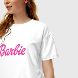 Футболка с принтом Barbie для женщины, вид на модели спереди №2. Цвет основы: белый
