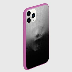 Чехол для iPhone 11 Pro матовый Кричащее лицо вырывается изнутри сквозь ткань из хоррора - фото 2
