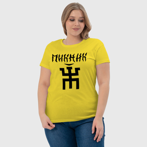 Женская футболка хлопок Пикник, цвет желтый - фото 6