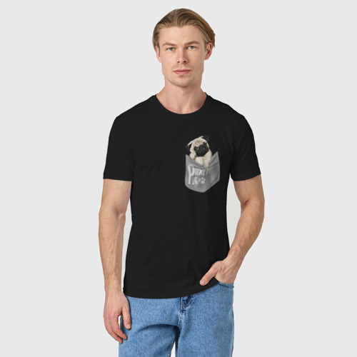 Мужская футболка хлопок Мопс в кармане, цвет черный - фото 3