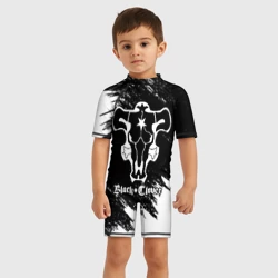 Детский купальный костюм 3D Черный Бык на бело/черном фоне - фото 2